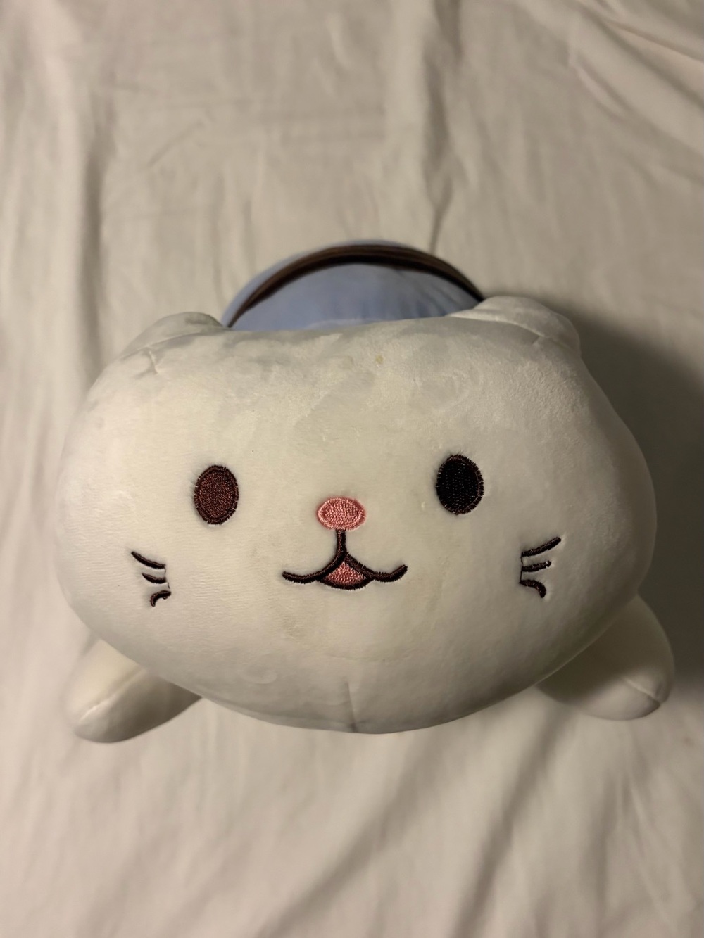 Marshmallow Cat Kenji Plush